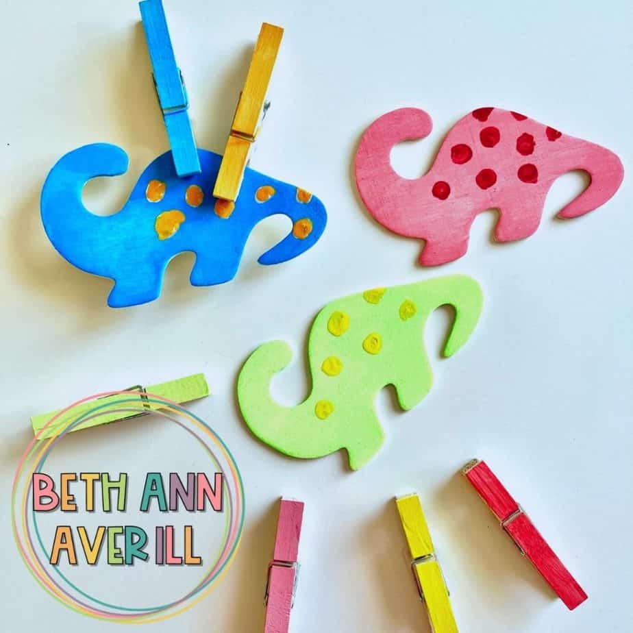 Clothespin And Paper Dinosaur Craft Activity For Toddlers