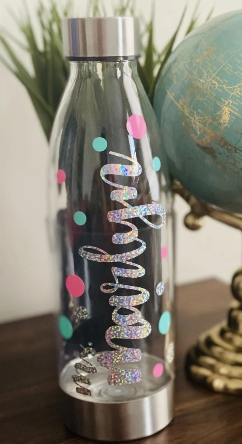 Acrylic Keychain Collection: Custom Designs and Tassel Details