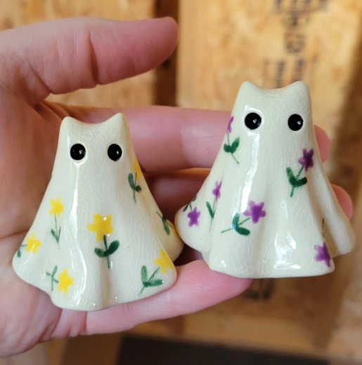 Floral Ceramic Ghost Figurines: A Touch of Whimsy