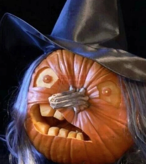 Classic Jack-O'-Lantern with Bat Accents