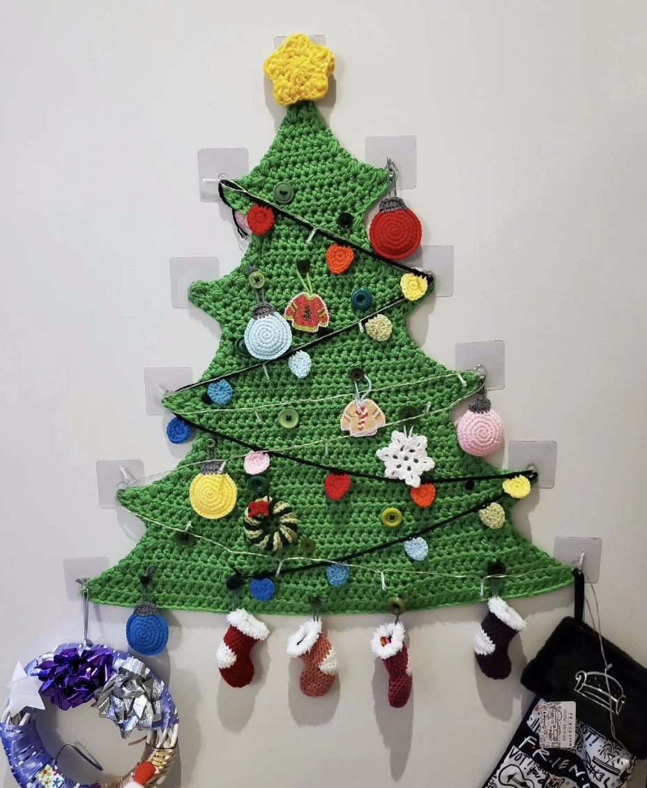 Gingerbread Men and Dried Orange Slice DIY Christmas Tree