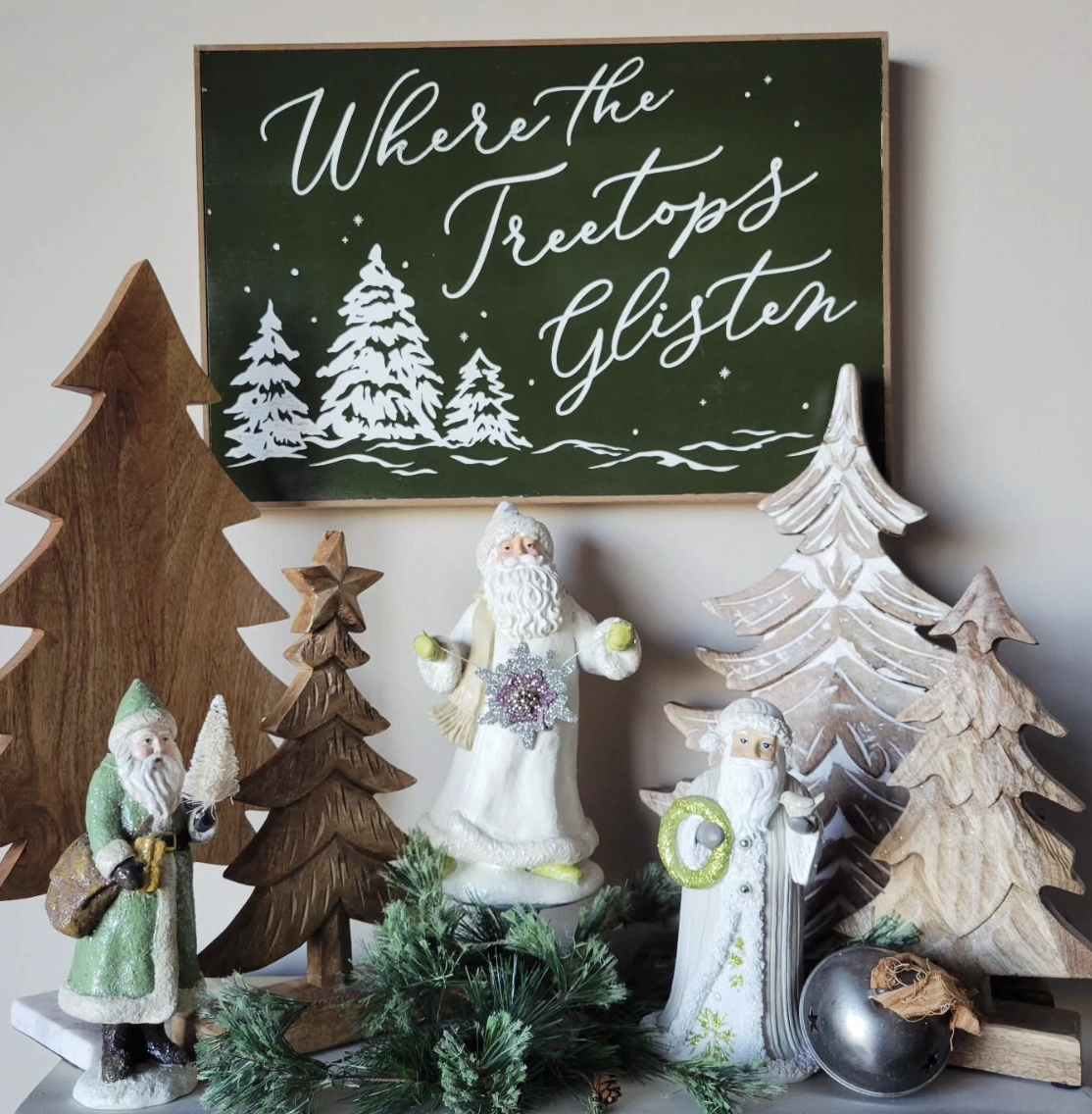 Mini Wooden Christmas Trees Rustic Collection: Perfect Holiday Decor