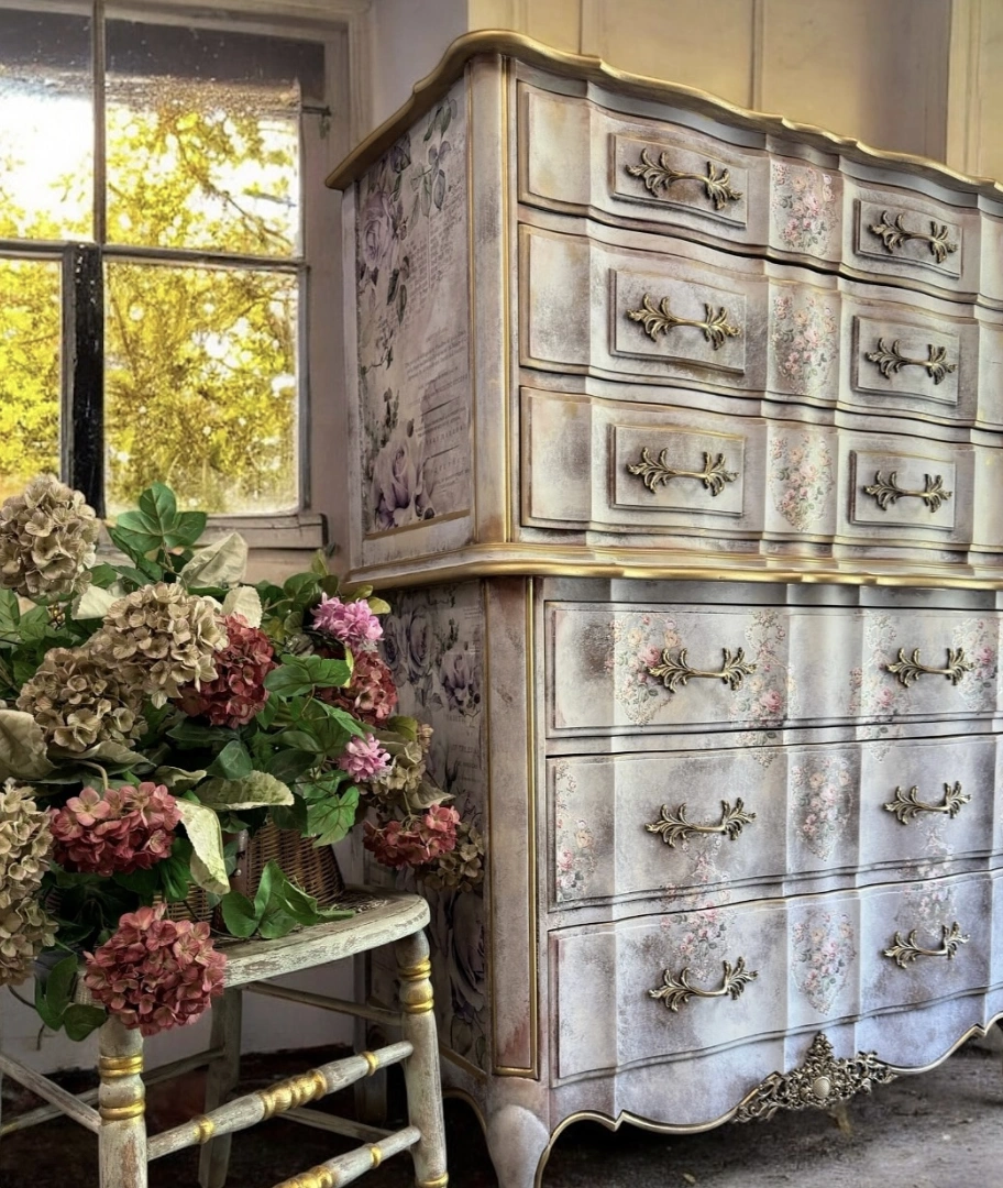Two-Piece Gray Hutch with Patterned Backing