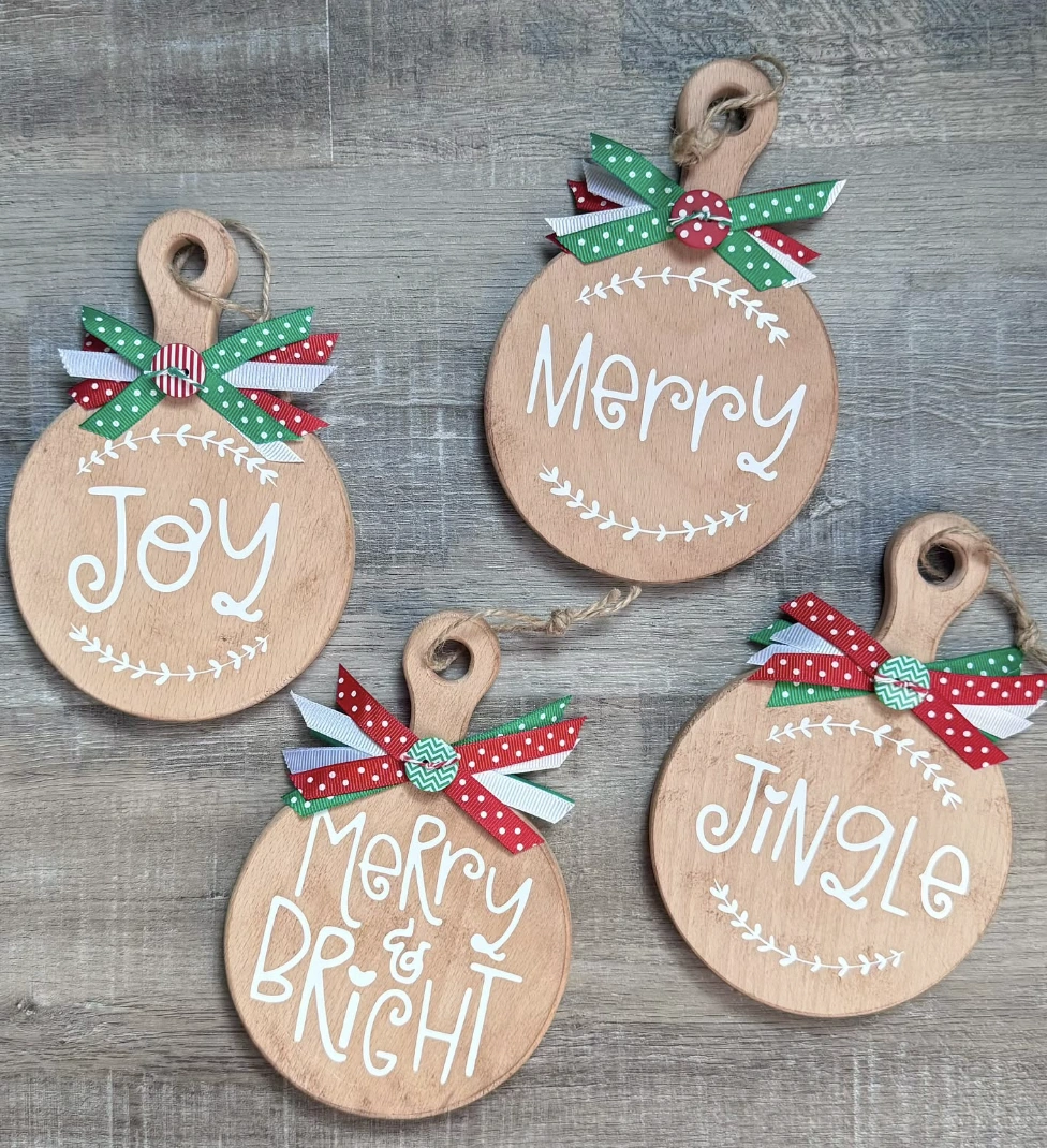 Personalized Reindeer Ornament Set on Mini Frosted Christmas Tree