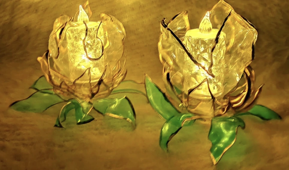 Refined Red and Yellow Flowers from Upcycled Plastic Bottles