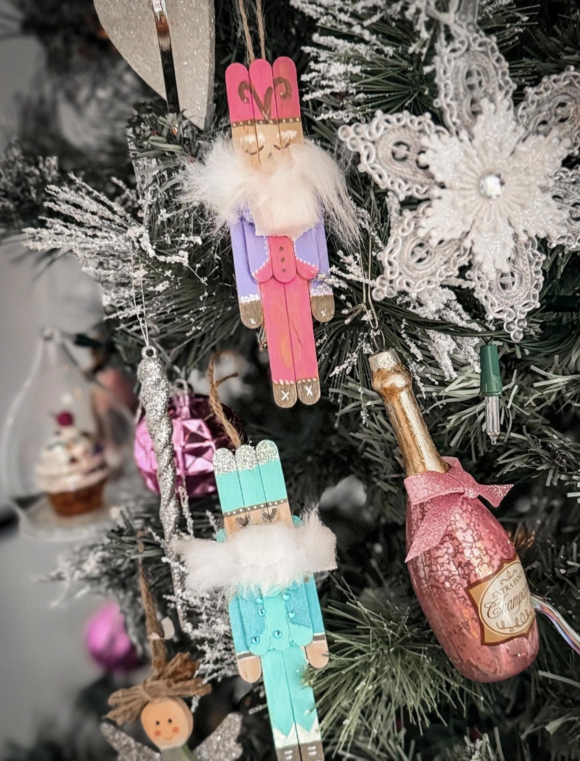 Sweeten Up Your Tree with Felt Lollipop Ornaments!