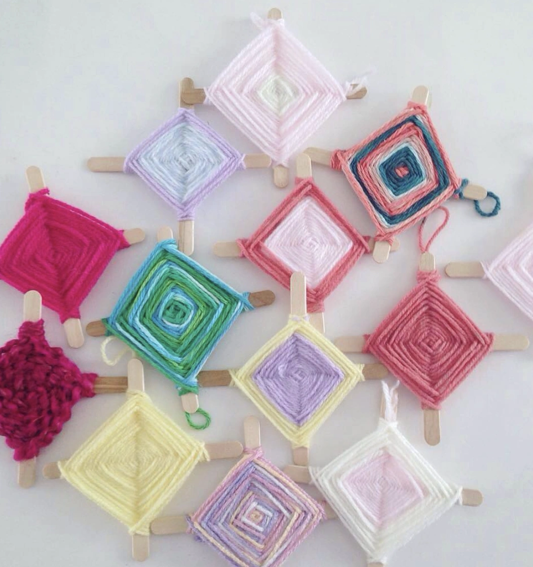 Green Popsicle Stick Turtles with Yarn Shells