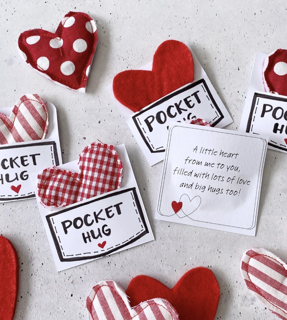 Beaded Wire Heart Wall Decor: A Quirky Valentines Day DIY