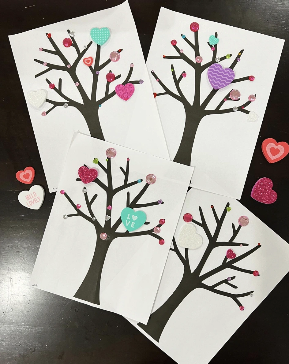 Mini Mouse Confetti Hearts with Bow Detail
