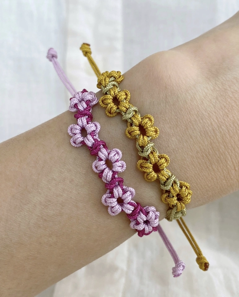 Knotted Flower Chain Beaded Friendship Bracelets